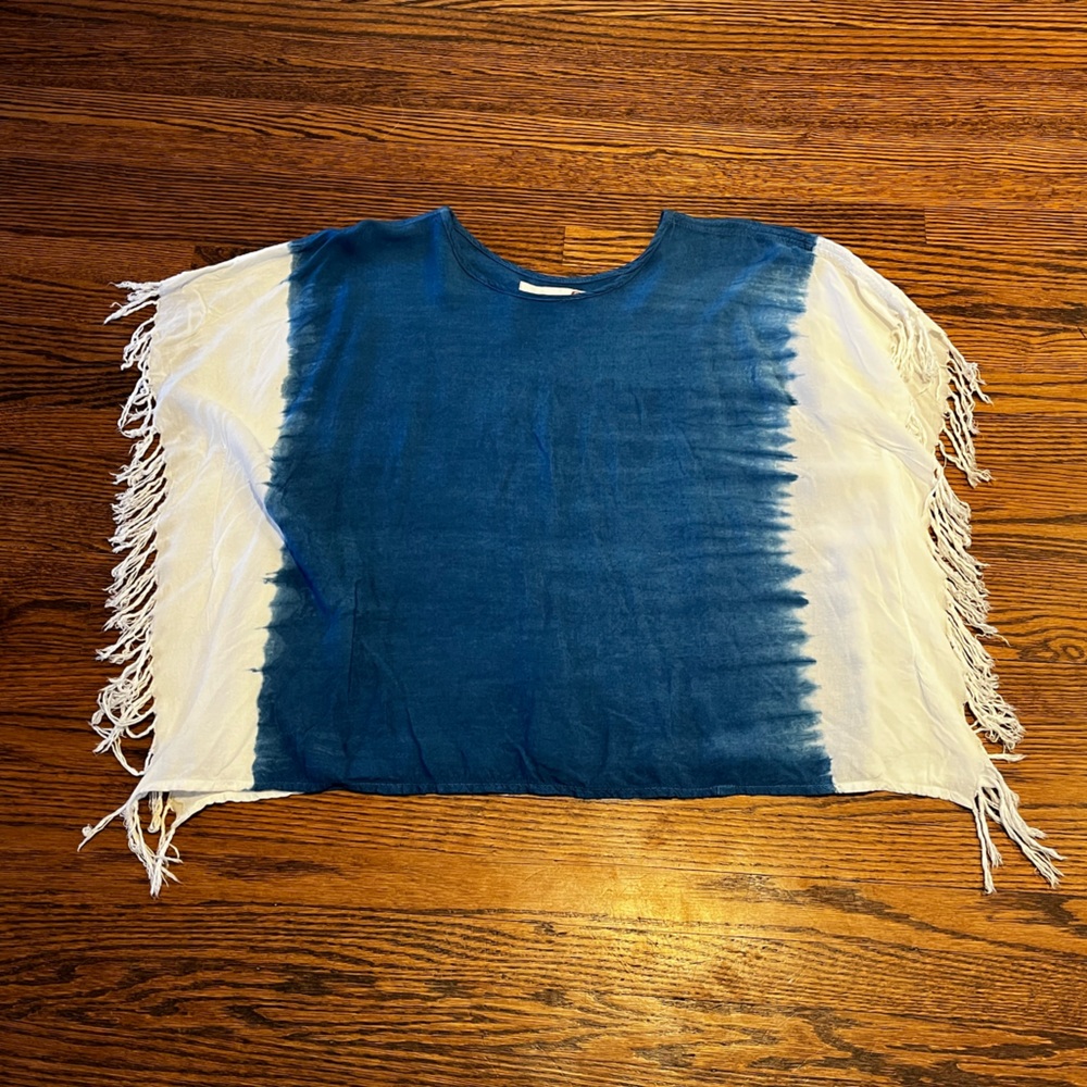 UNIQUE SIDE FRINGE TOP